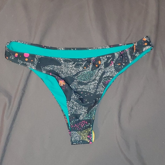 Reversible bikini - Picture 3 of 5